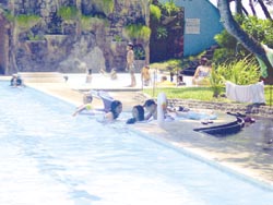 Iloilo News : Kids swimming