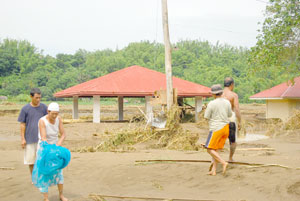 What appears of the government relocation site in Brgy. Banguit, Cabatuan