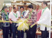 Ribbon cutting with Executive Assistant to the Mayor, Hector Alejano, DA 6 Technical Director Remelyn Recoter, DTI 6 Director Dominic Abad and other government officers