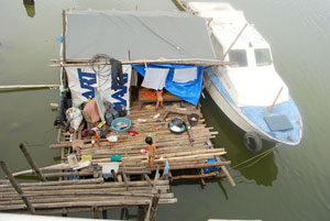 This floating house can be found in Iloilo River.