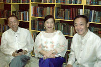 Consul and Mrs. Ngo with Jose Mari Chan.
