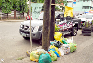 Uncollected garbage everywhere in Iloilo City
