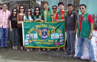 The Iloilo Emerald Lions Club officers and members with Vice Mayor Dionzon Jagunap, Candy Hechanova, Mae Panes, Arlette Humpay, Joy Canon, Alvin Tan, Dary Humpay, Louis Ng, brgy captain Leopoldo Juele and Allen Espano.
