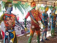 Body painting was a full visual attraction at the Villa Beach famous Breakthrough Restaurant.